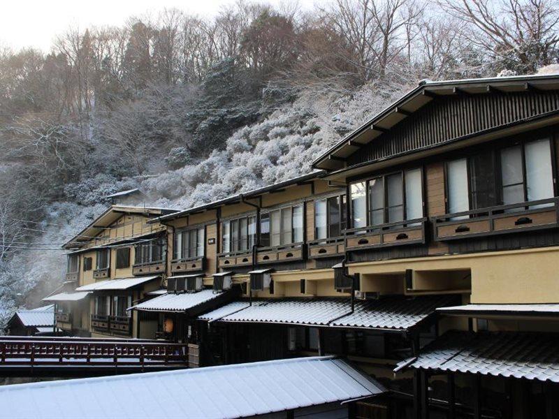 Kurokawa Onsen Yama No Yado Shinmeikan Hotel Minamioguni Exterior foto