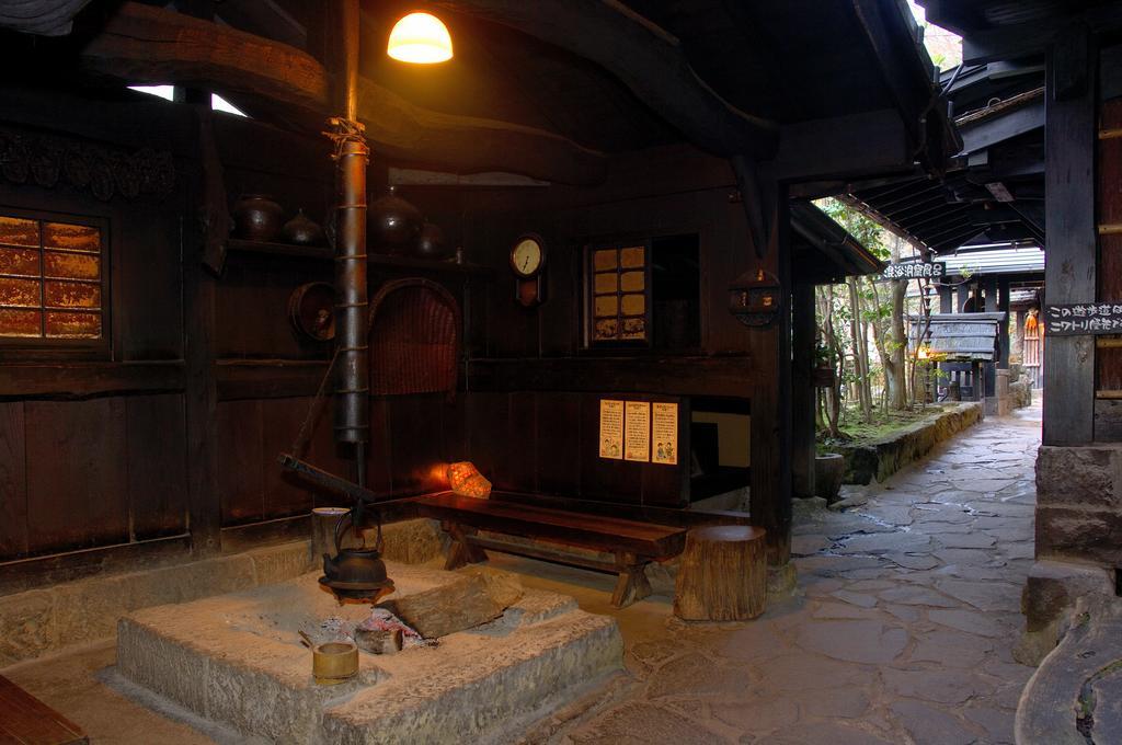 Kurokawa Onsen Yama No Yado Shinmeikan Hotel Minamioguni Exterior foto